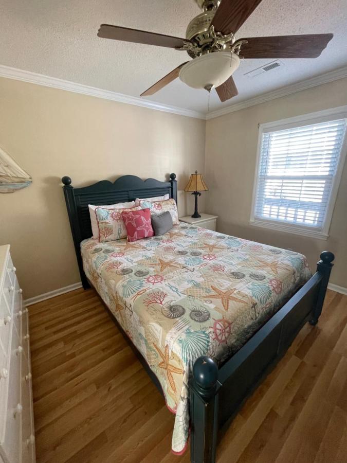 Beach Breeze 3, Pet Friendly, Walking Distance To Atlantic Ocean Free Parking Myrtle Beach Kültér fotó