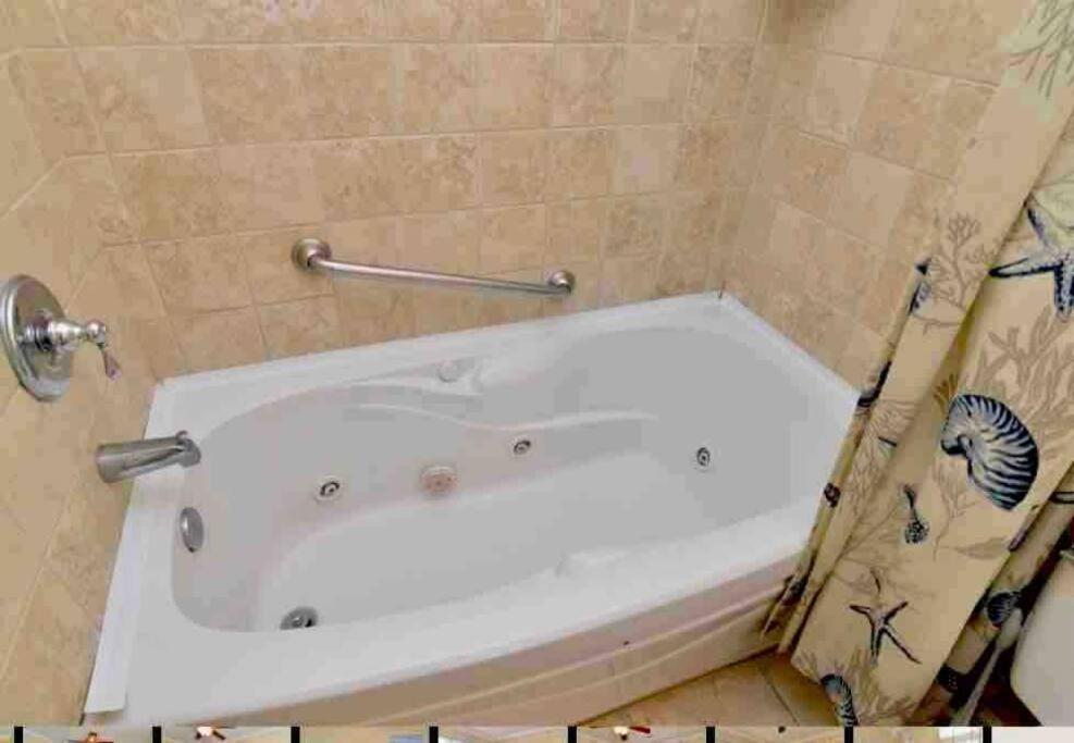 Beach Breeze 3, Pet Friendly, Walking Distance To Atlantic Ocean Free Parking Myrtle Beach Kültér fotó